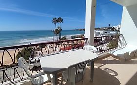 2 Avenida Frente Mar - Casas & Papeis